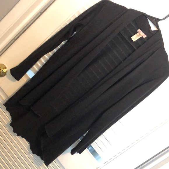 Cardigans - Picture 2 of 7